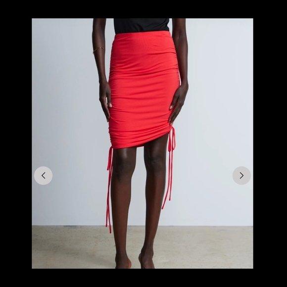 New York & Company Dresses & Skirts - NewYork & Company Brand New Ruched Skirt Sz XXL